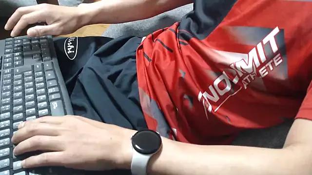 Yasu2000 on StripChat