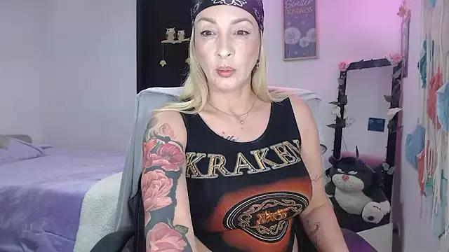 yulieth_anamar on StripChat