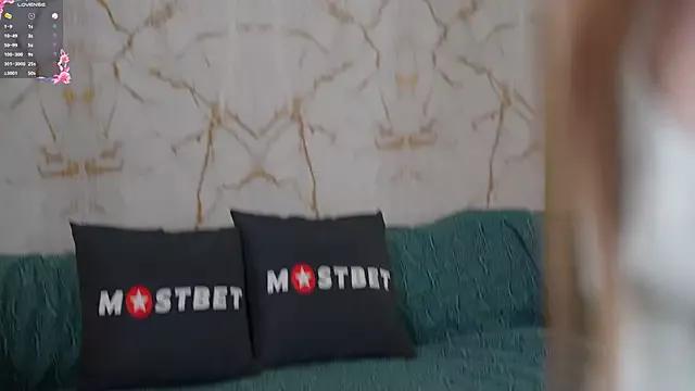 Zlata_Sky on StripChat 